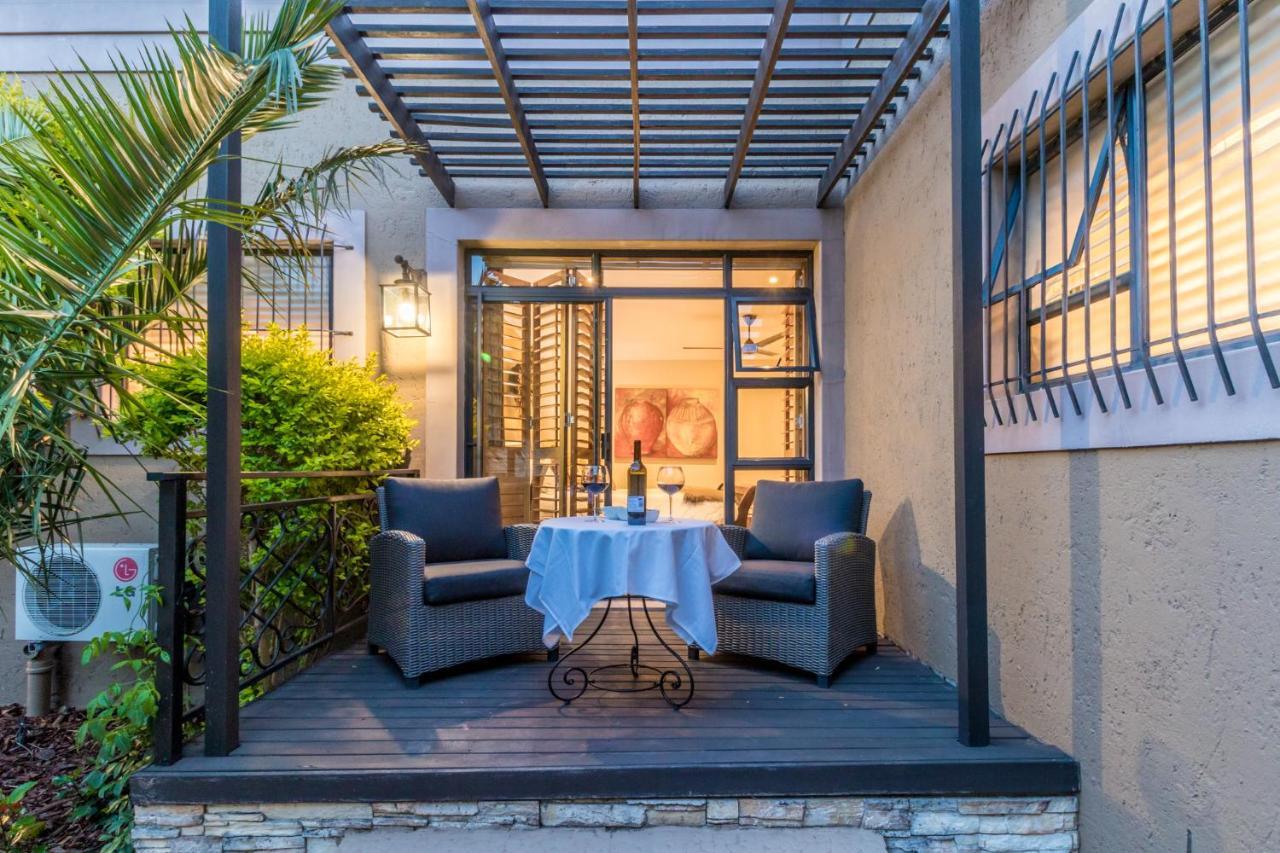 Sw1 Lodge Somerset West Exterior photo